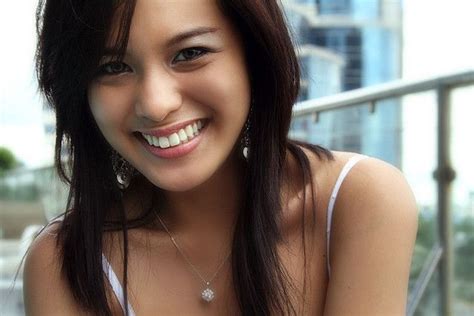 Hot Local Girls Pilipina Beauty With A Charming Smile