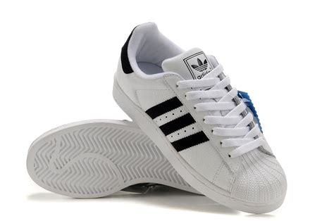 christmas wallpapers  images   latest adidas shoes