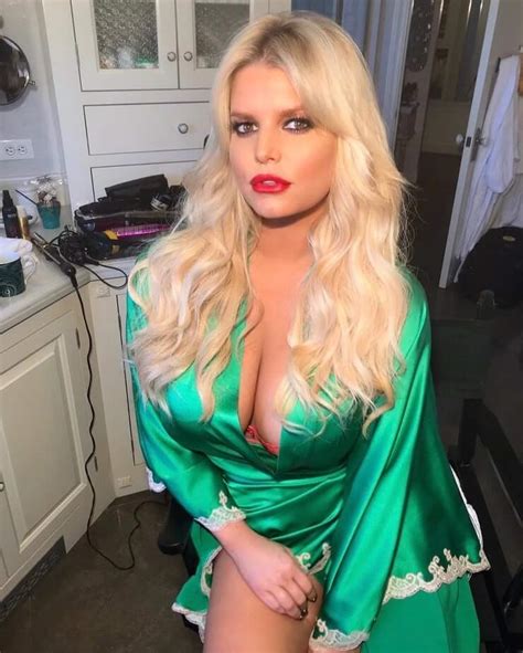 Jessica Simpson Hot And Sexy Pictures