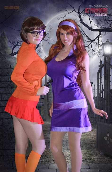 Daphne And Velma 11x17 Az Powergirl Cosplay And Colleen