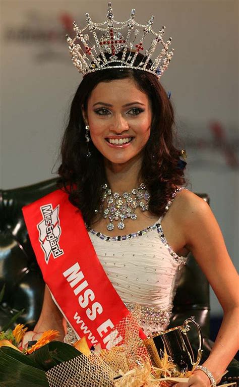 Silvi Celebrities Blog Hammasa Kohistani Afghan Girl Wins Miss England