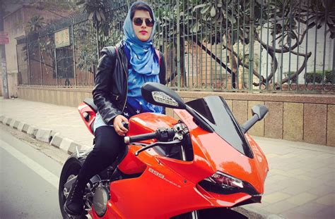 meet roshni misbah indias hijabi biker sbs  language