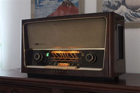 grundig  antica radio