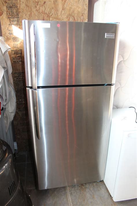 frigidaire stainless fridge  cubic feet big valley auction