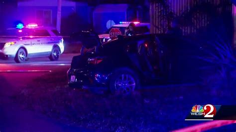 Car Crashes Into Pine Hills Neighborhood After Shooting Youtube