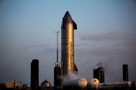 spacex starship poised   launch  wednesday