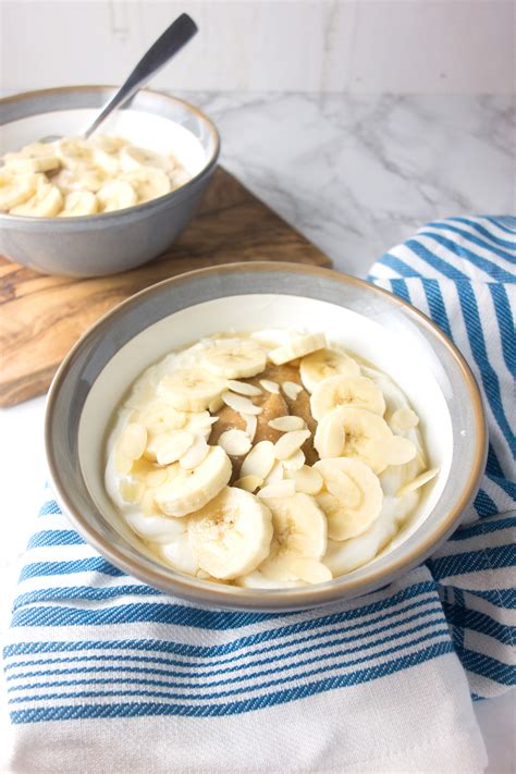 banana protein breakfast bowls  dash  ginger