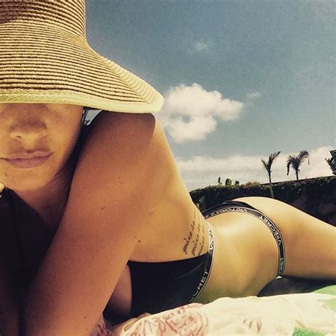 The Sexiest Female Celebrity Selfies Pictures Popsugar