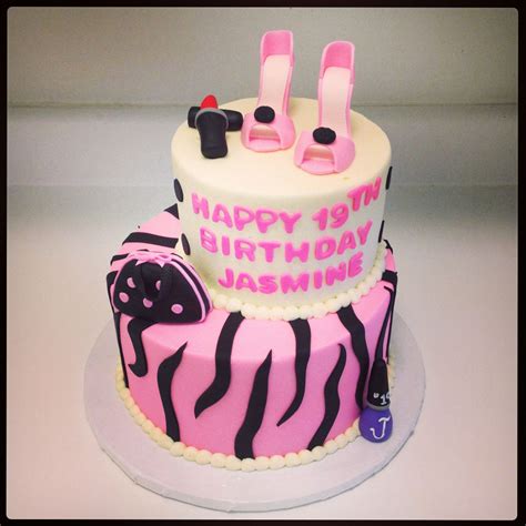 Diva 19th Birthday Cake With Fondant High Heels Lipstick Purse And