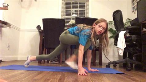How To Do A Split In A Day Youtube