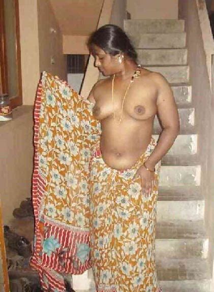 hot kamwali ke saree khol ke nude hone ke desi porn pics