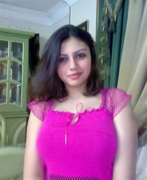 sexy arab girl from tunisia