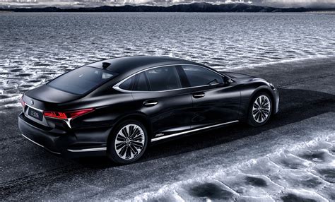 lexus ls  hybrid luxury sedan  debut  geneva show