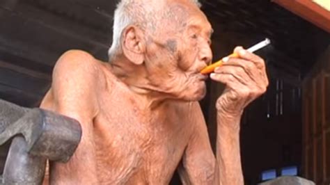 Murió El Hombre Más Viejo Del Mundo Según Indonesia 146 Años Infobae