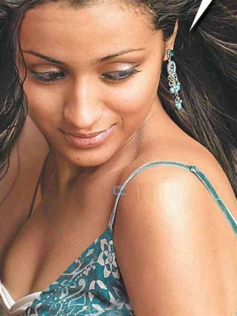 tamil actress trisha krishnan hot sexy actress profile biography movies