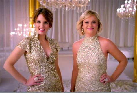 tina fey and amy poehler assure us that the golden globes will be a drunken “slightly ghetto