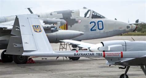 ukrainian navy receives st turkish bayraktar tb ucav daily sabah