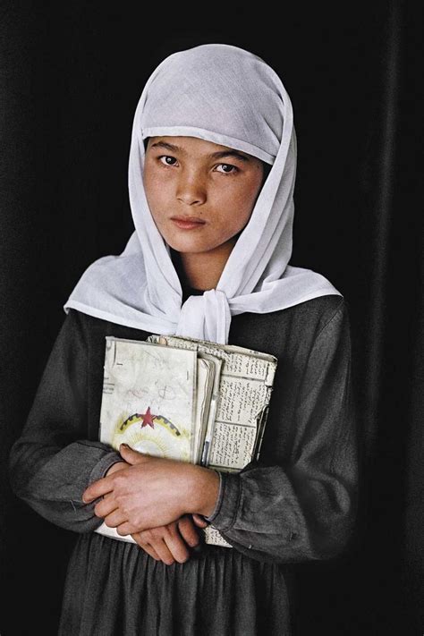 Qwe Steve Mccurry Steve Mccurry Photos Afghan Girl