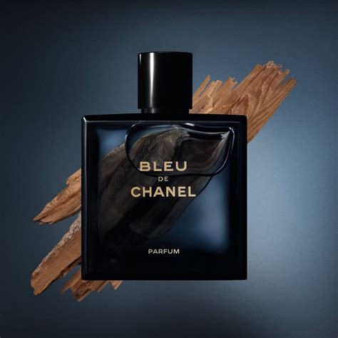 review bleu de chanel parfumis  worth buying