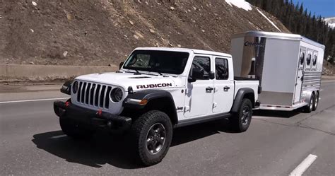 jeep gladiator struggles  complete super ike towing test