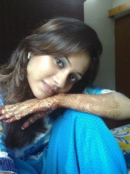 Pakistani And Indian Desi Aunties Photos Free Download Beautiful Desi