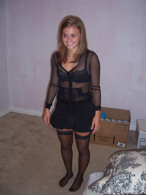 Amateurs Candid Pantyhose Stockings Feet 005 Picture