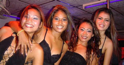 how to pick up bar girls in bangkok that are willing to do anything