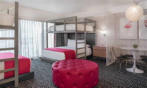 vegas hotels  offer bunk bed rooms suites