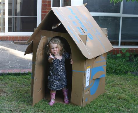 childrens cardboard box playhouse flat packable  steps  pictures instructables