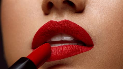 tips for preparing your lips for matte lipstick hint you should