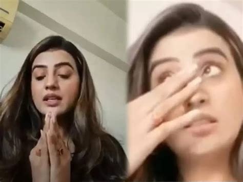 After Akshara Singhs Mms Allegedly Went Viral Video Of Her Sobbing