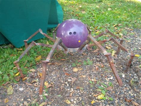 im bowling ball spider skippytmouse flickr