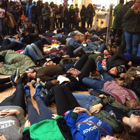 black friday protest pauses shopping at several st louis malls st