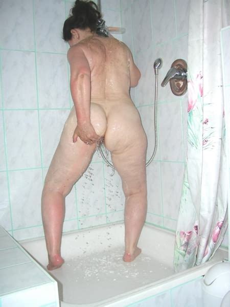 granny shower xxx hq photo porno