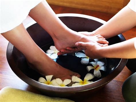 How To Foot Massage At Home Massify Trendy Magazine