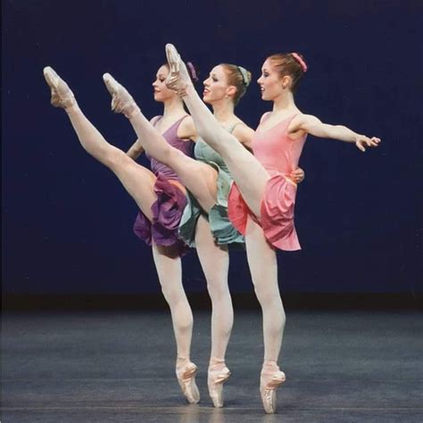 Pin By Katsumi Ishizaki On Ballerina Ballet Photography Poses Ballet