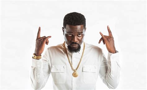 ghanaian rapper sarkodie thrills music fans in canada