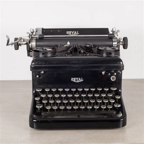 antique royal typewriter    home