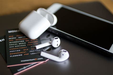 apple airpods review blog momentum