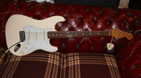 fender vintera  modified stratocastersold amp guitars macclesfield
