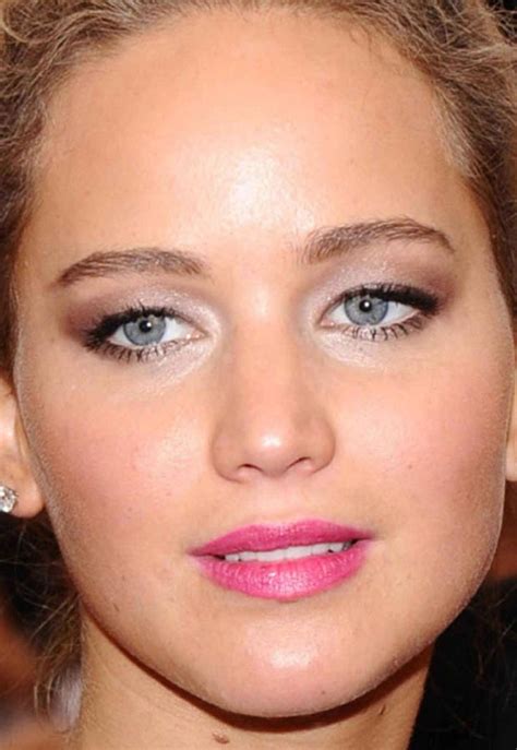 close up of jennifer lawrence at the 2015 met ball