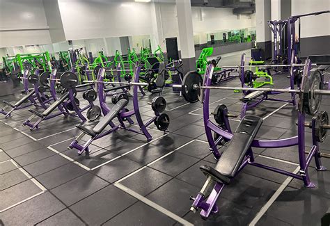 youfit gyms oakland park affordable  equipment  crowds