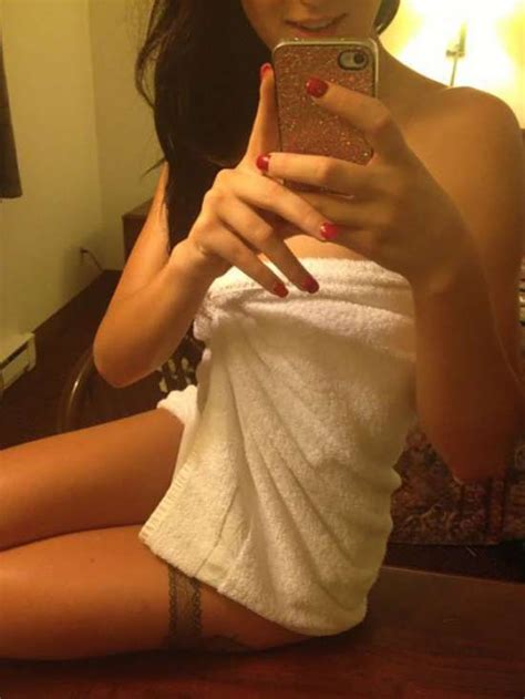 girls in towels these are the luckiest towels ever 46 pics