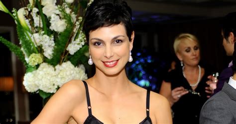 morena baccarin dressed to impress sexy photos