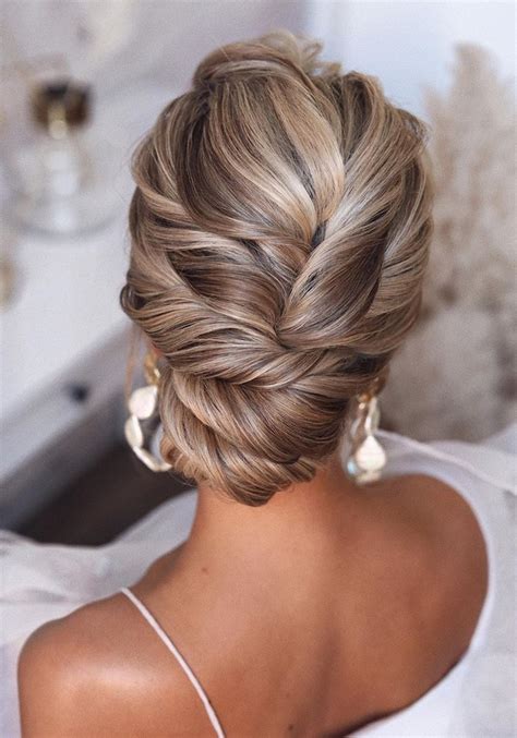 classic  bun wedding updo hairstyles  tonyastylist