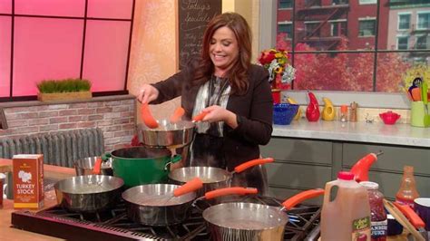 Thanksgiving Prep With 5 Different Gravies Rachael Ray Show