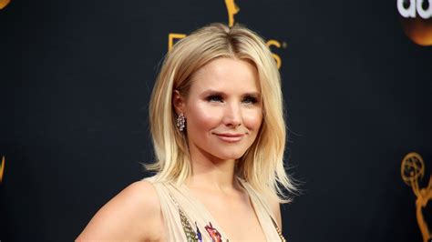 let kristen bell explain why ‘bad moms casting wasn t sexist or ageist