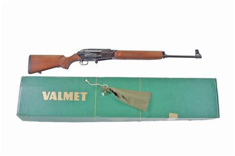 valmet hunter rifle cal   sn exceptional gas operated semi auto hunting rifle   va