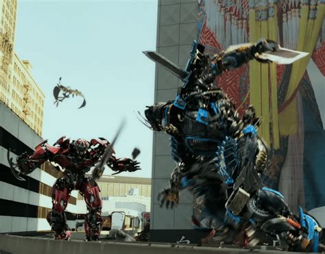 transformers age  extinction   autobot drift throws     swords