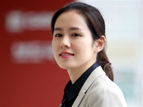 son ye jin 손예진 korean actress hancinema the korean movie and drama database
